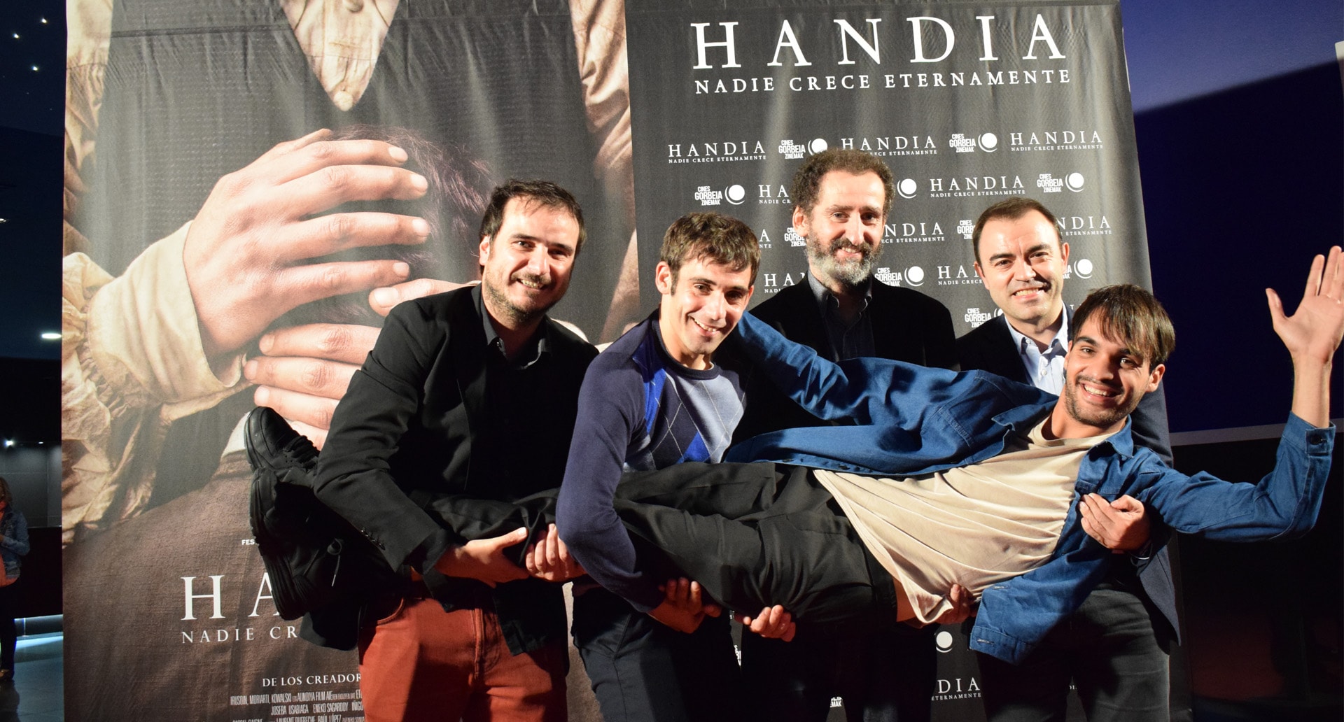 “Handia” se preestrenó  en Cines Gorbeia